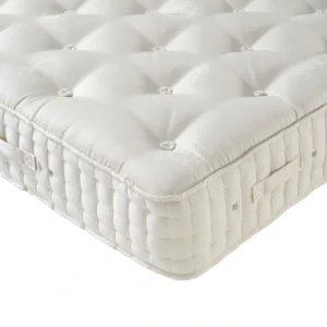 A detailed product description for the Hypnos Luxury No Turn 8 mattress. It highlights the mattress's two layers of natural latex, ReActivePro™ pocket spring system, and double-sided design, along with dimensions, weight, and a 10-year guarantee.